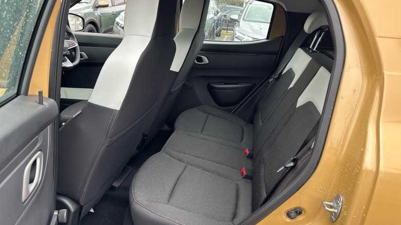 Dacia Spring 27kWh Expression 65 48kW 5dr Auto Electric Hatchback